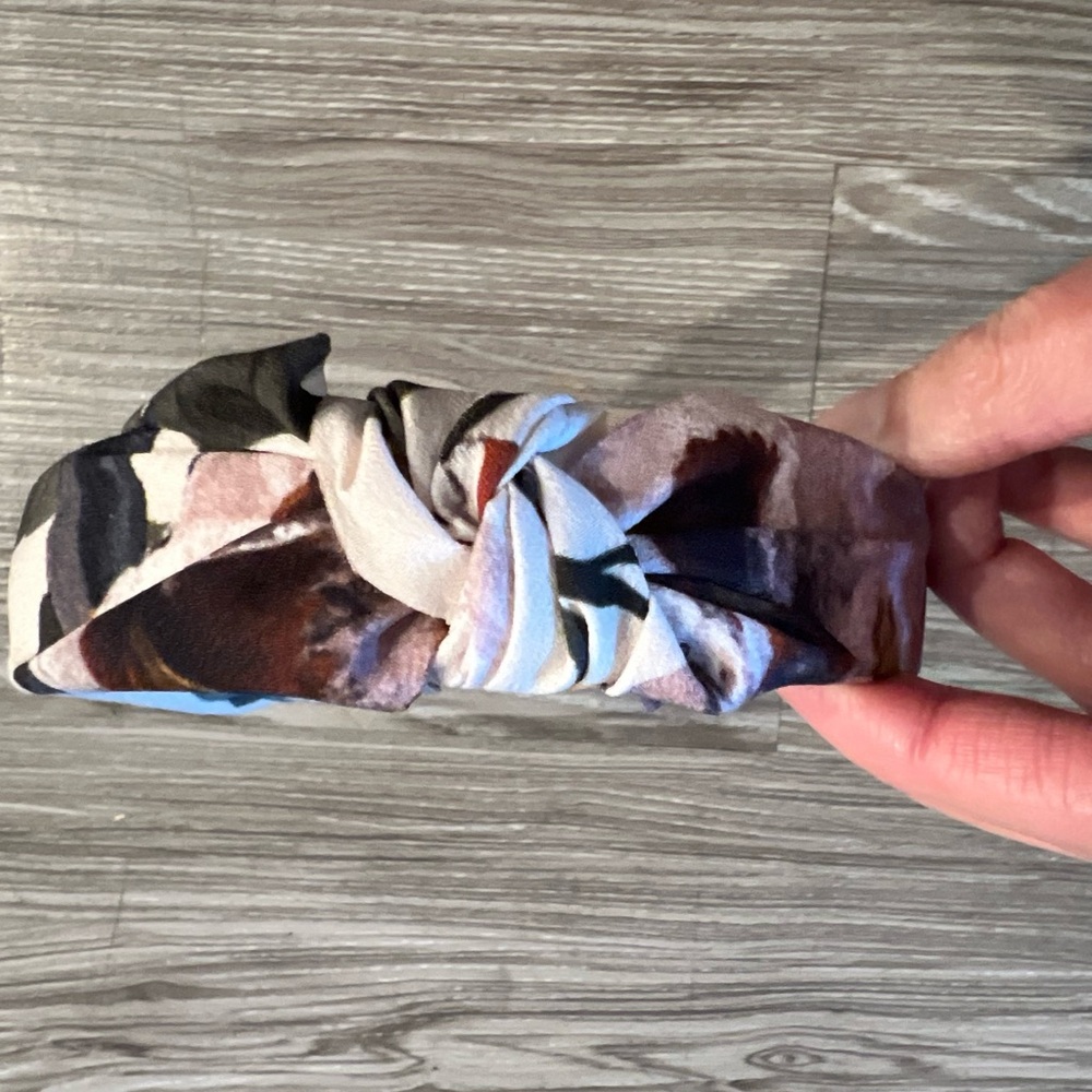 Anthropologie White Floral Scarf Headband